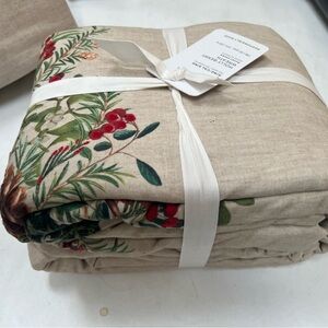 NEW Pottery Barn Holly Berry Wreath KING / CAL KING DUVET COVER ONLY NWT